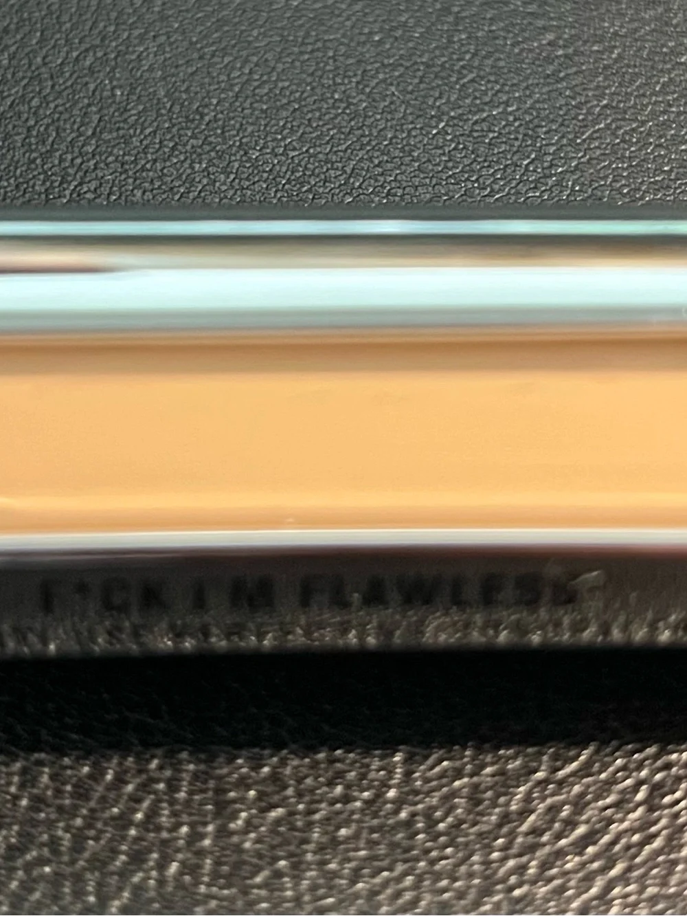 IL Makiage Multi-Use Perfecting Concealer
